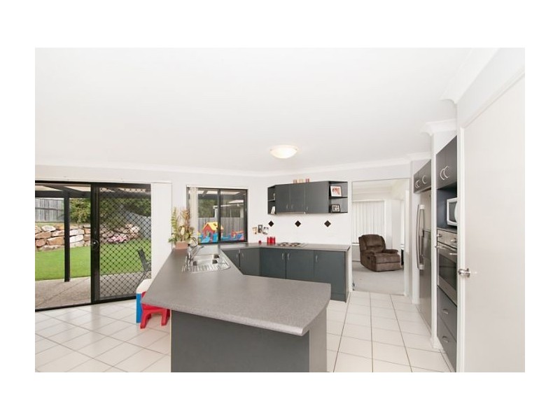 14 Glenshee St, Upper Coomera QLD 4209