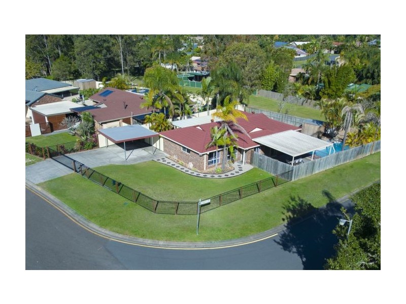 12 Adaminaby Drive, Helensvale QLD 4212