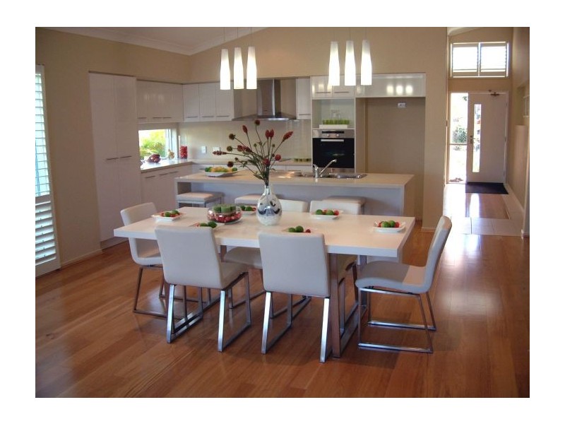 4 Prewett St, Upper Coomera QLD 4209