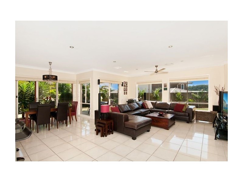 9 Heatherdale Dr, Upper Coomera QLD 4209