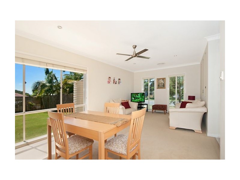 9 Heatherdale Dr, Upper Coomera QLD 4209