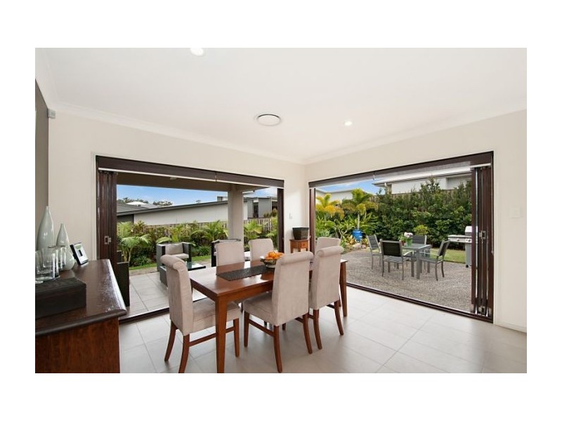 19 Scenic Cr, Coomera QLD 4209