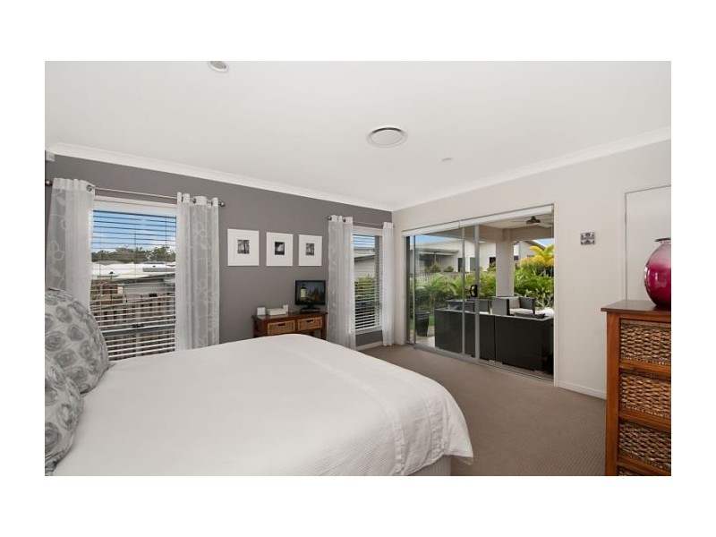 19 Scenic Cr, Coomera QLD 4209