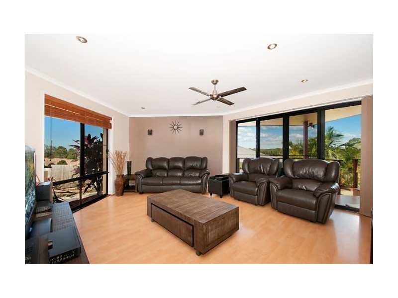 56 Billinghurst Cr, Upper Coomera QLD 4209