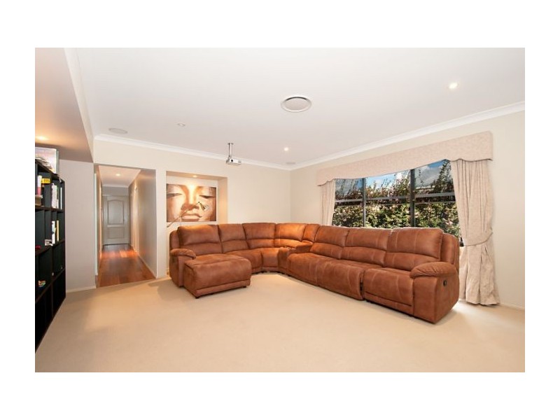 11 Emmaville Cr, Ormeau QLD 4208