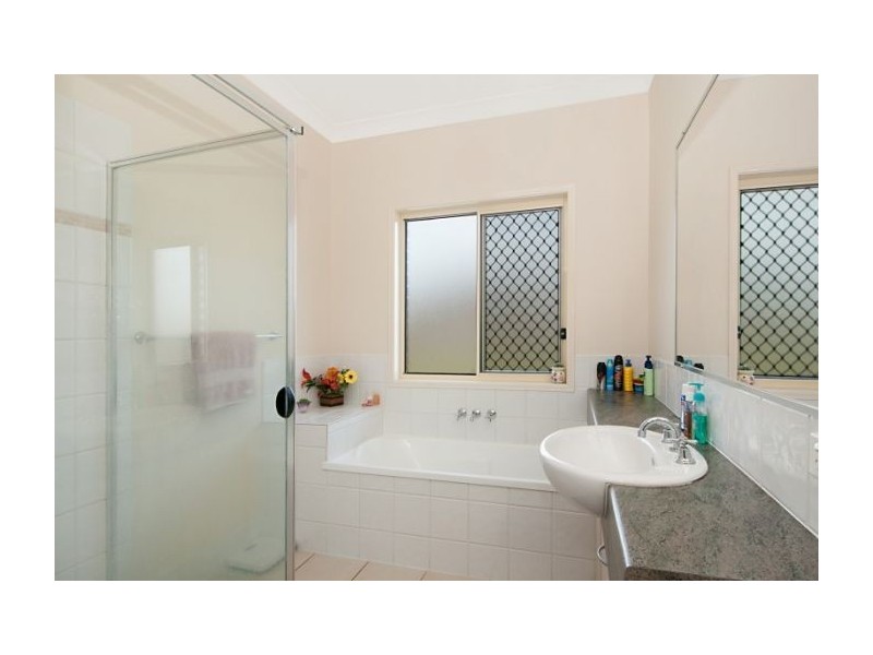 10 Bluetail Cr, Upper Coomera QLD 4209