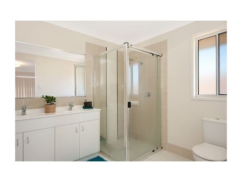 202 Billinghurst Cr, Upper Coomera QLD 4209