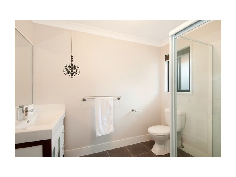 11 Bader Rd, Upper Coomera QLD 4209