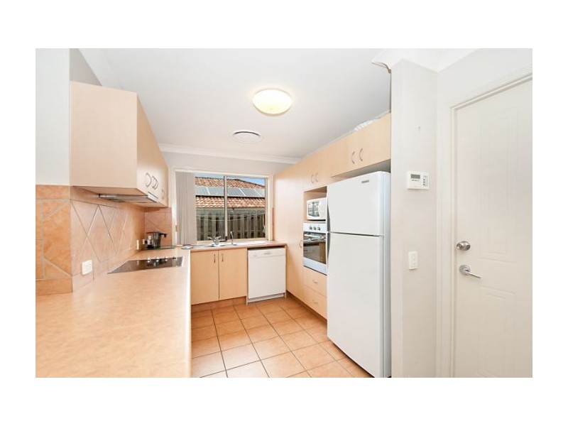 26 Meadowbank Dr, Upper Coomera QLD 4209