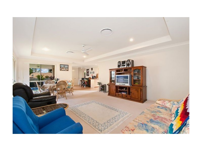 26 Meadowbank Dr, Upper Coomera QLD 4209