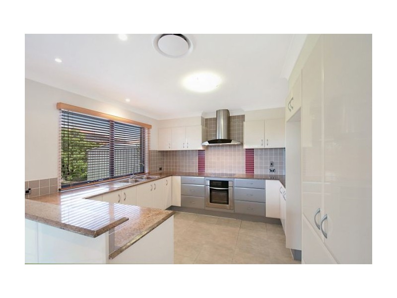 42 Rix Dr, Upper Coomera QLD 4209