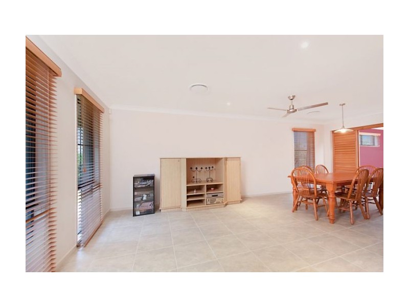 42 Rix Dr, Upper Coomera QLD 4209