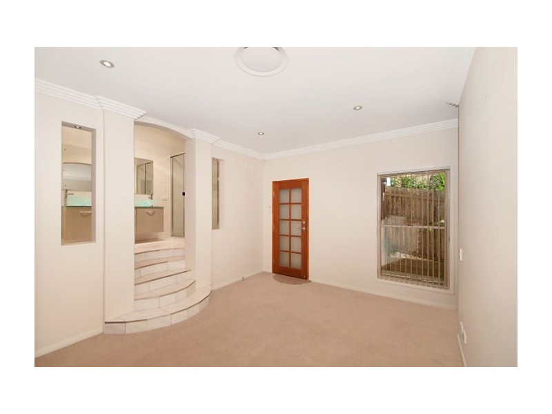 22 Sundew Cr, Upper Coomera QLD 4209