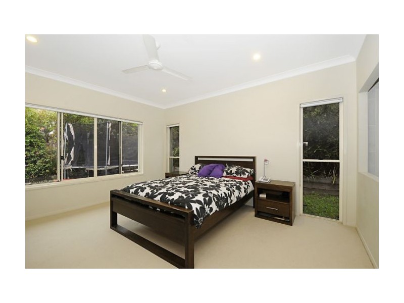 6 Picnic Creek Dr, Coomera QLD 4209