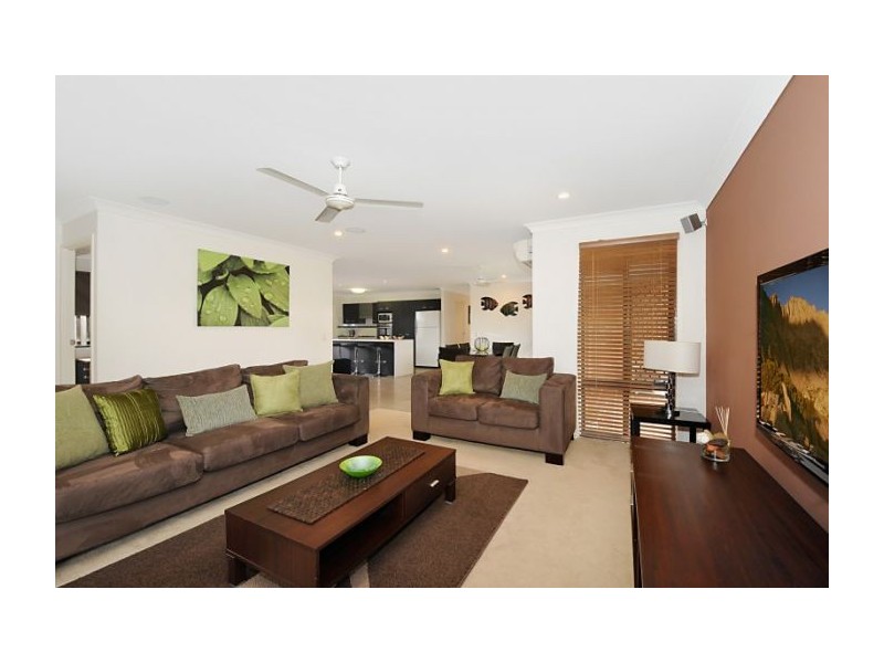 24 Bahkeeta St, Oxenford QLD 4210