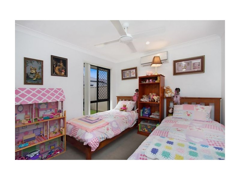 9 Taryn Ct, Upper Coomera QLD 4209