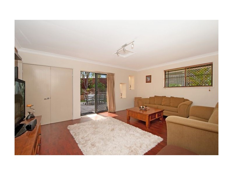 18 Ferngrove Ave, Upper Coomera QLD 4209