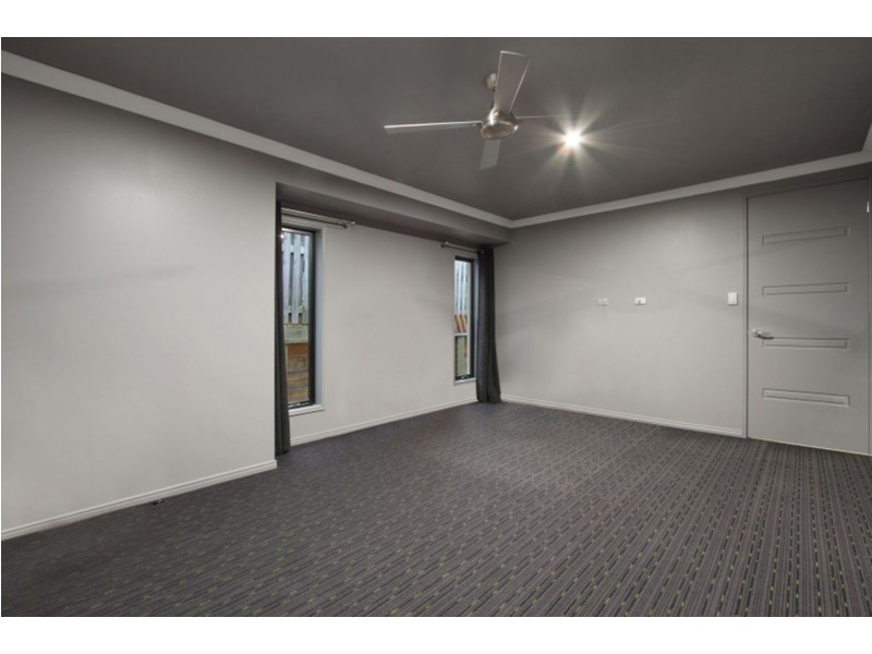 1 Macleay Circuit, Upper Coomera QLD 4209