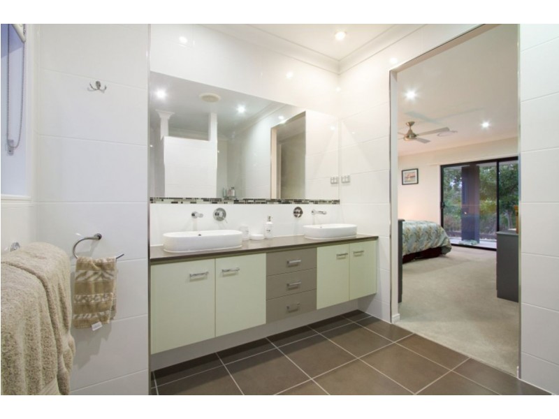 1 Macleay Circuit, Upper Coomera QLD 4209