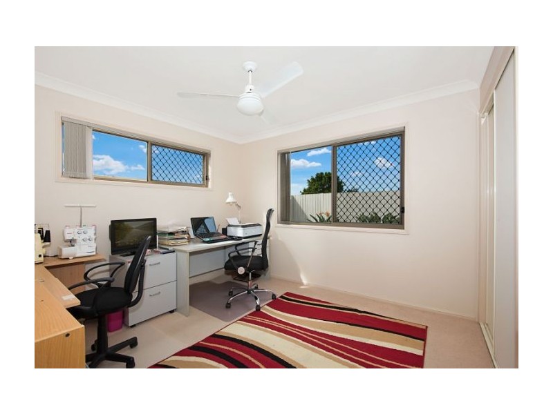 2/2 Ferncliffe Street, Upper Coomera QLD 4209