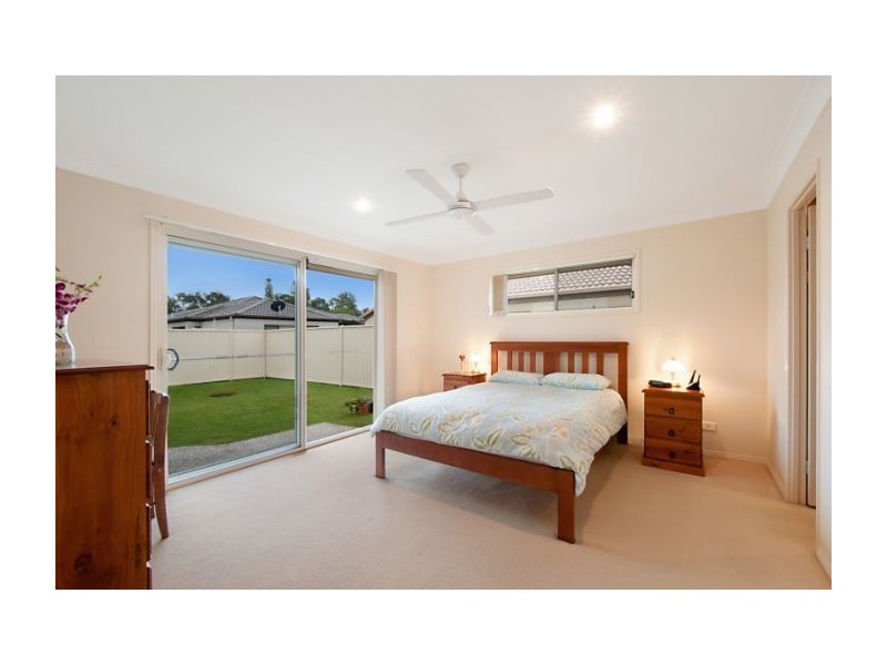 5 Rix Dr, Upper Coomera QLD 4209