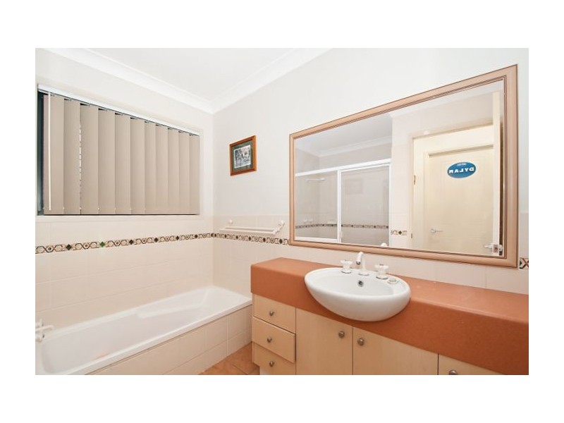 25 River Heights Rd, Upper Coomera QLD 4209