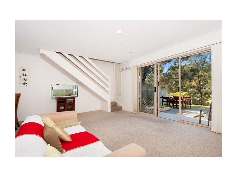 25/67-75 Brown St, Labrador QLD 4215