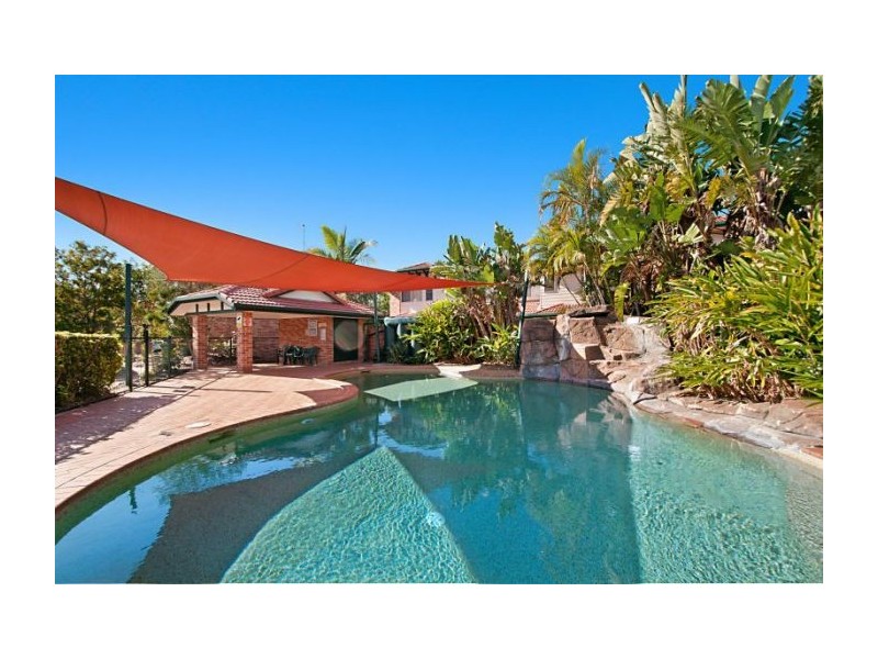 25/67-75 Brown St, Labrador QLD 4215