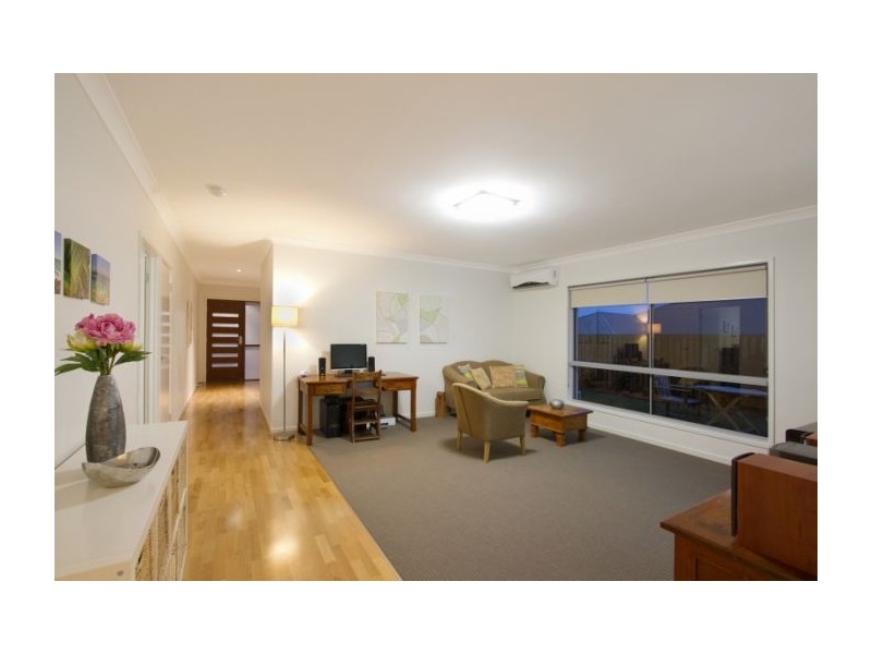 10 Isetta Court, Upper Coomera QLD 4209