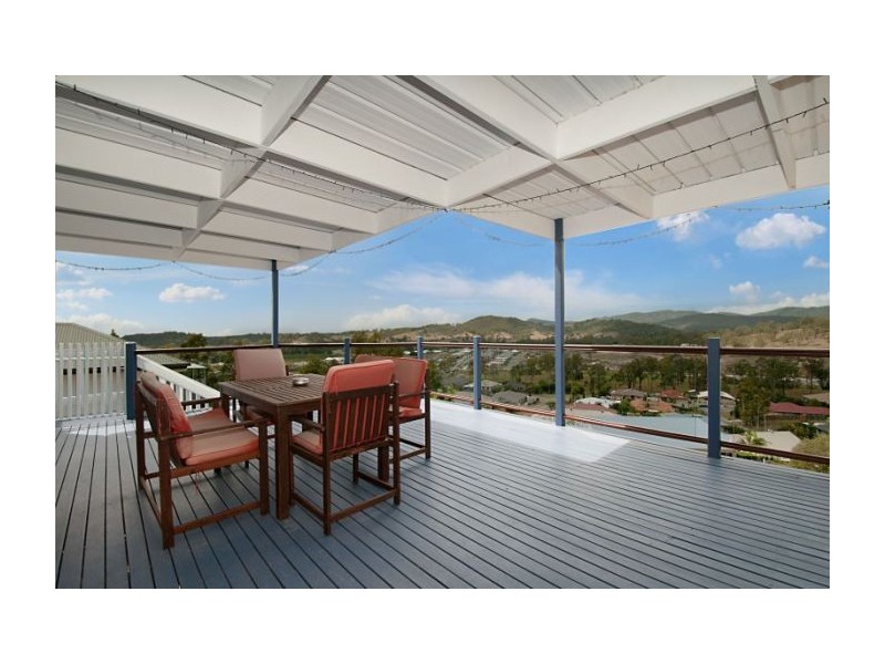 34 Sir Charles Holm Dr, Ormeau Hills QLD 4208