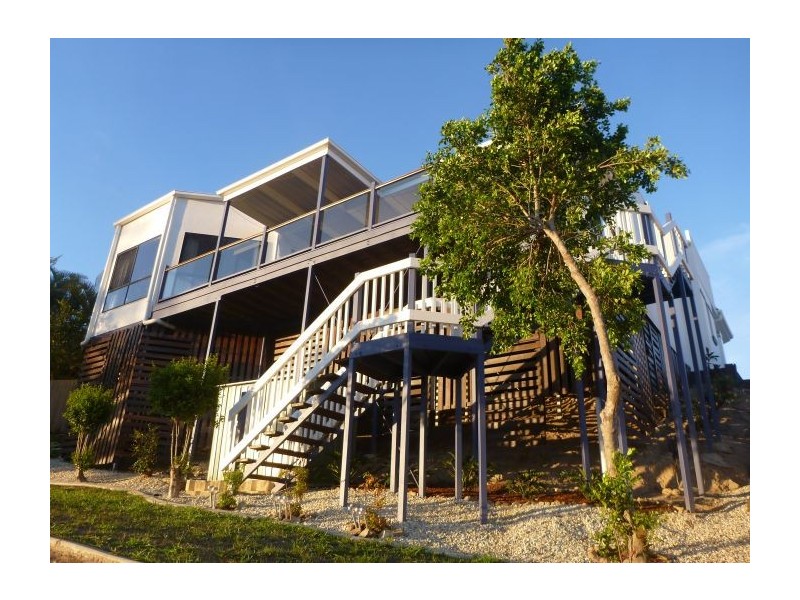 34 Sir Charles Holm Dr, Ormeau Hills QLD 4208
