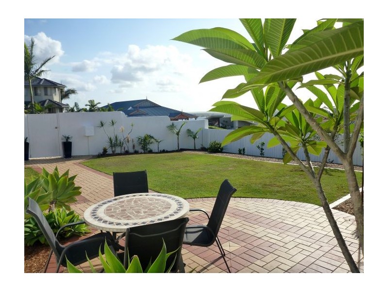 34 Sir Charles Holm Dr, Ormeau Hills QLD 4208