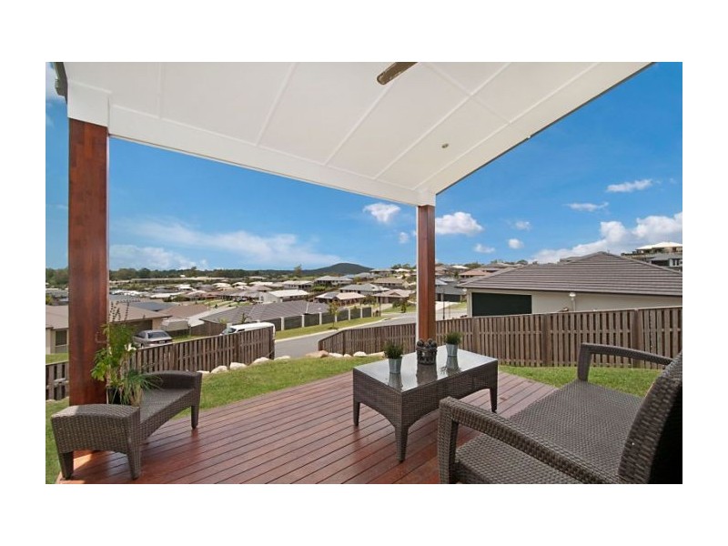 4 Coomerong Cr, Upper Coomera QLD 4209