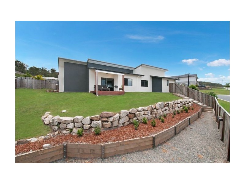 4 Coomerong Cr, Upper Coomera QLD 4209