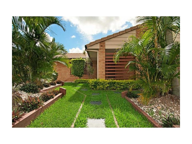 59 Village Way, Oxenford QLD 4210