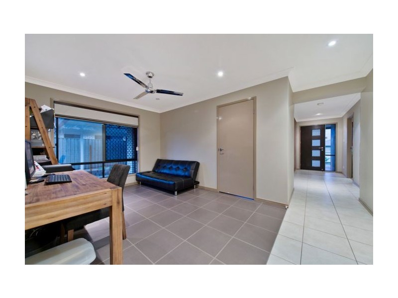 17 Bader Road, Upper Coomera QLD 4209