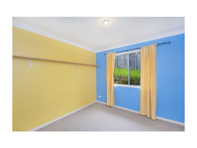 9 Lambert Drive, Maudsland QLD 4210