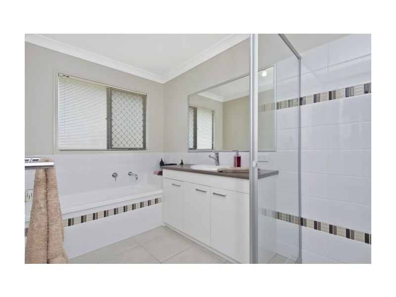 19 Heatherdale Drive, Upper Coomera QLD 4209
