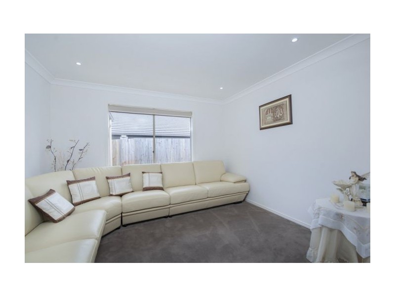 4 Goolwa Court, Pimpama QLD 4209