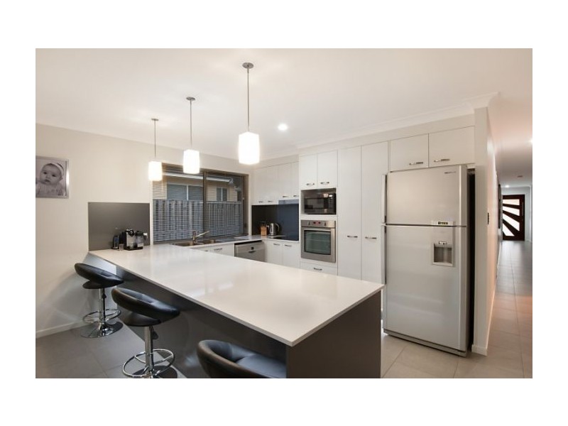 16 Cabriolet Court, Upper Coomera QLD 4209