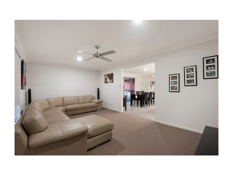 16 Cabriolet Court, Upper Coomera QLD 4209