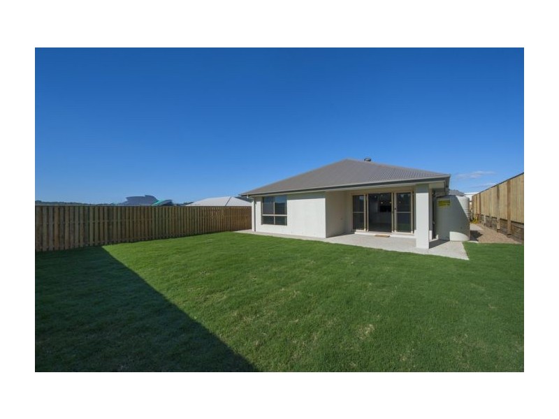 7 Mountain View Parade Riverstone Crossing, Upper Coomera QLD 4209