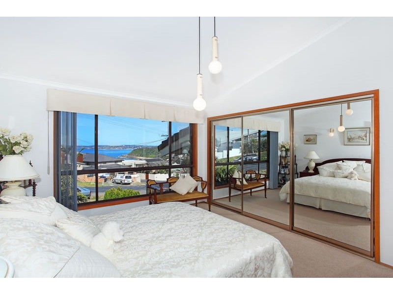 20 North Scenic Road, Forresters Beach NSW 2260