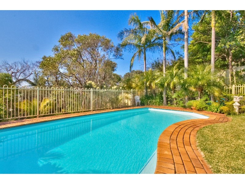 20 North Scenic Road, Forresters Beach NSW 2260