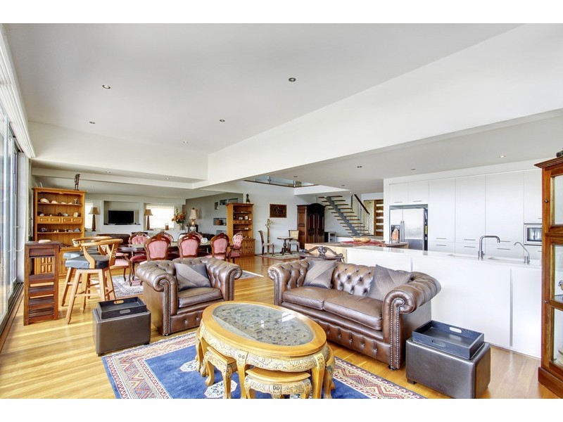 16 Ogilvie Street, Terrigal NSW 2260