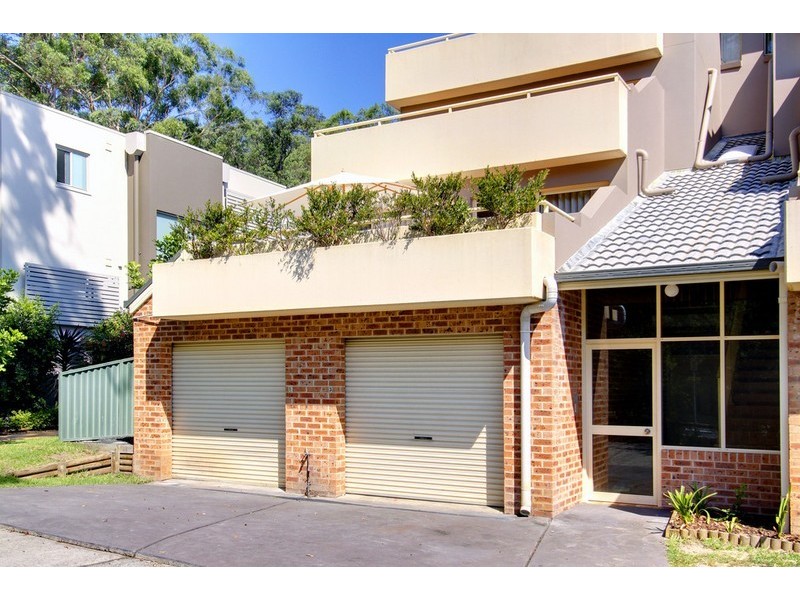 1/10 Jennie Cox Close, Erina NSW 2250
