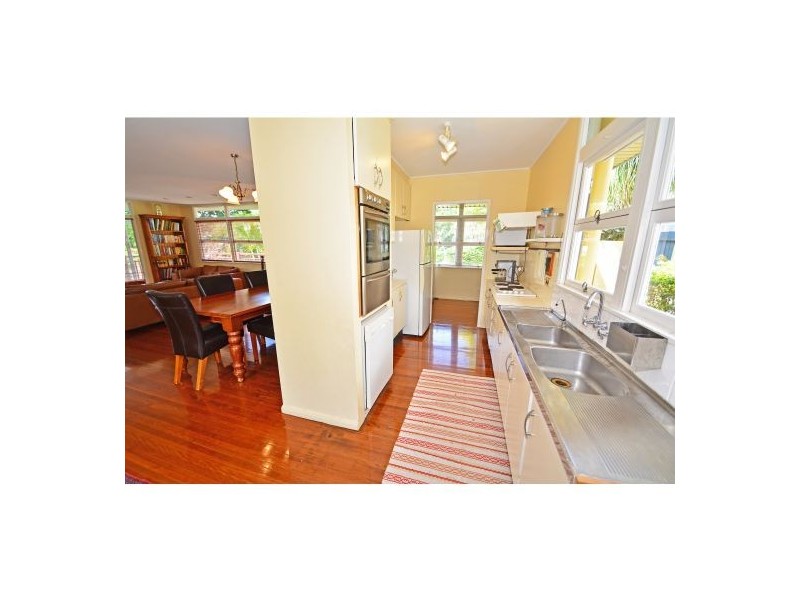 138 Mountain Street, Mount Gravatt QLD 4122