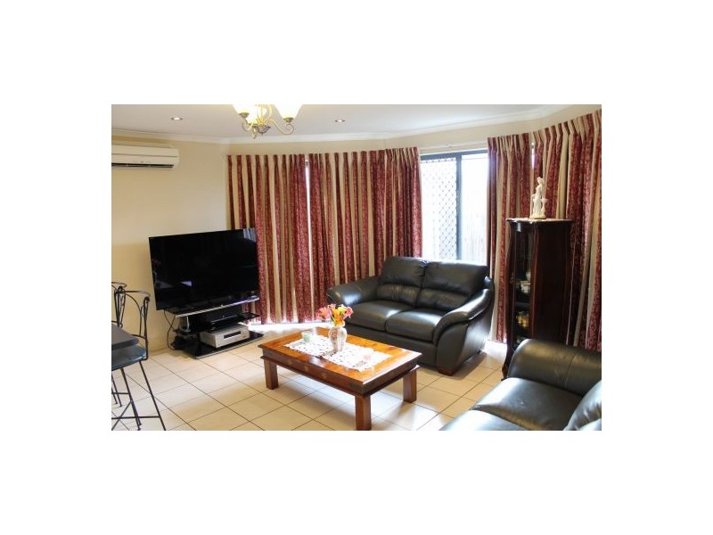 39 Aspen Street, Carindale QLD 4152