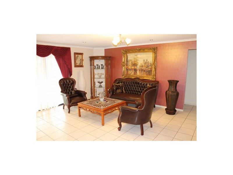 39 Aspen Street, Carindale QLD 4152