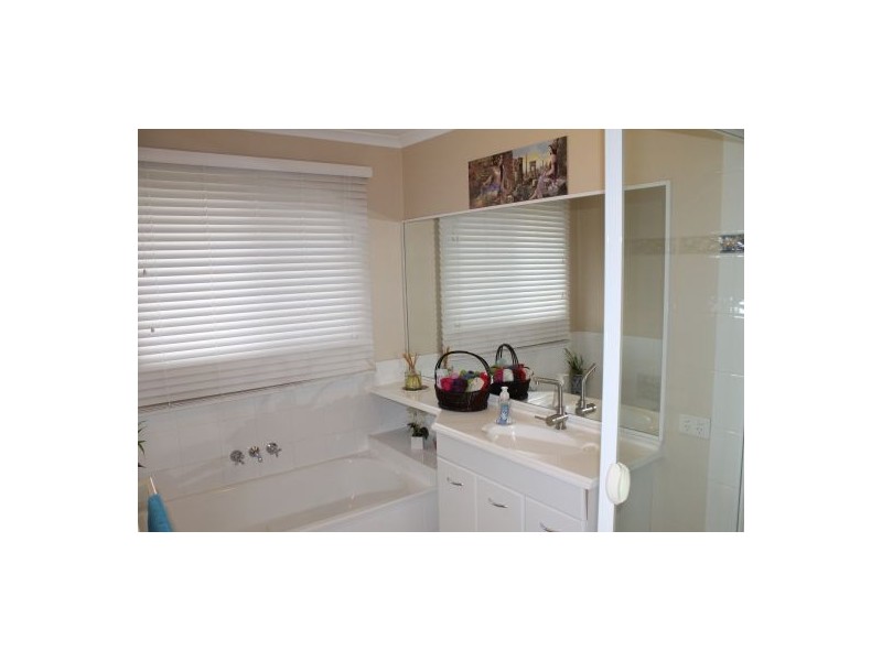 39 Aspen Street, Carindale QLD 4152